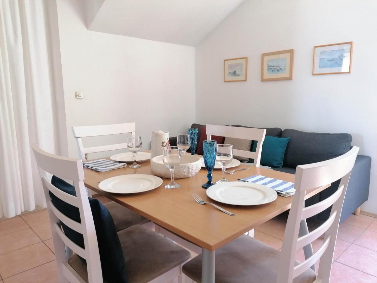 Apartments Natalia Супетар Экстерьер фото