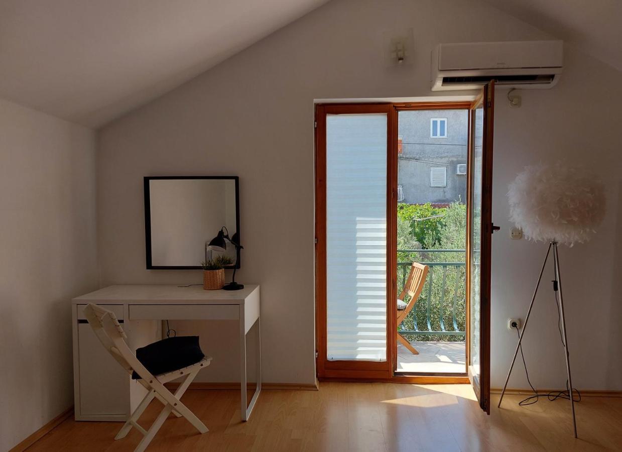 Apartments Natalia Супетар Экстерьер фото