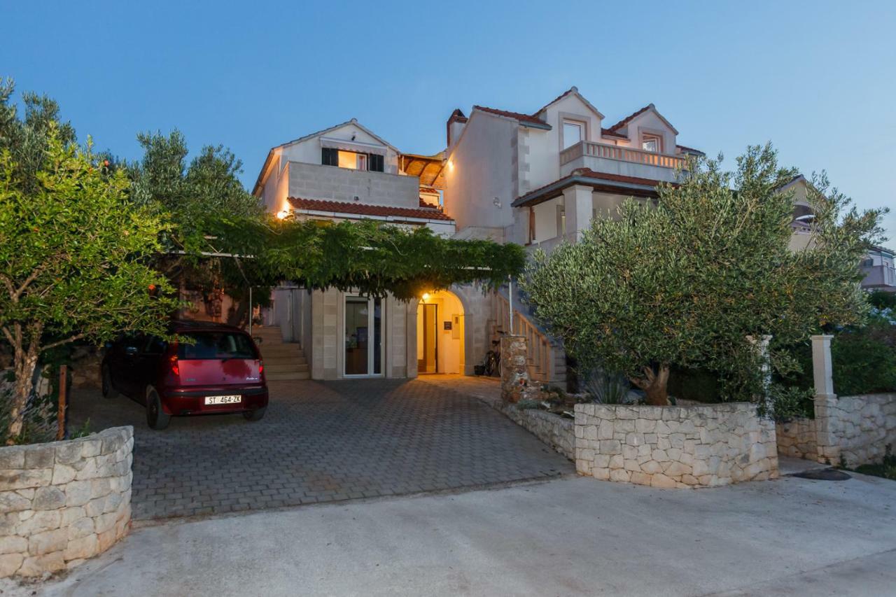 Apartments Natalia Супетар Экстерьер фото