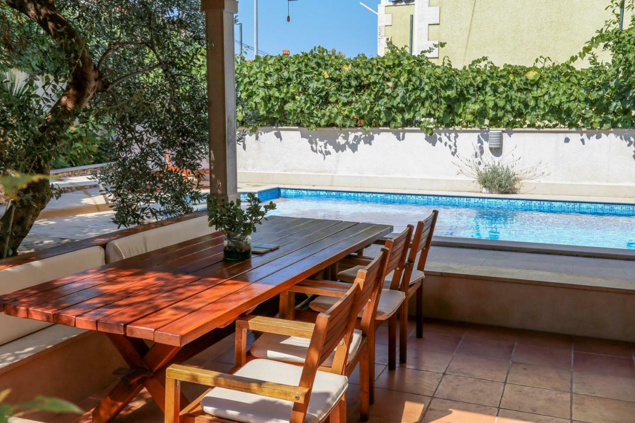 Apartments Natalia Супетар Экстерьер фото